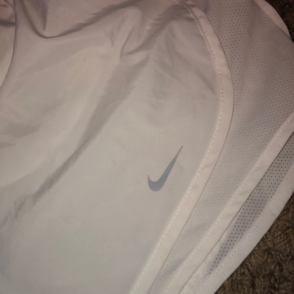 White Nike Shorts - Picture 3 of 3
